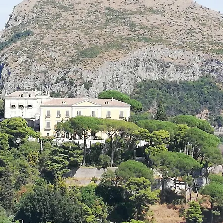 Casa Fiore 2 *